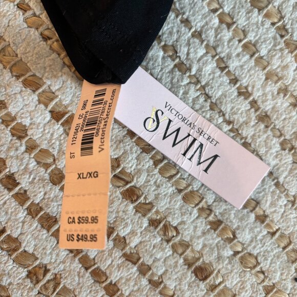 Victoria’s Secret Long Sleeve Swim Rashguard - Picture 3 of 3